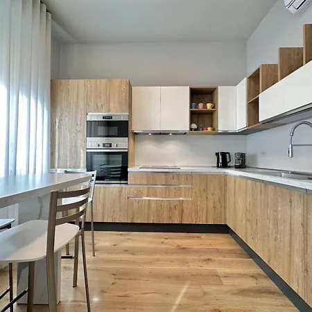 Corso Italia Executive *