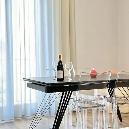 Corso Italia Executive شقة
